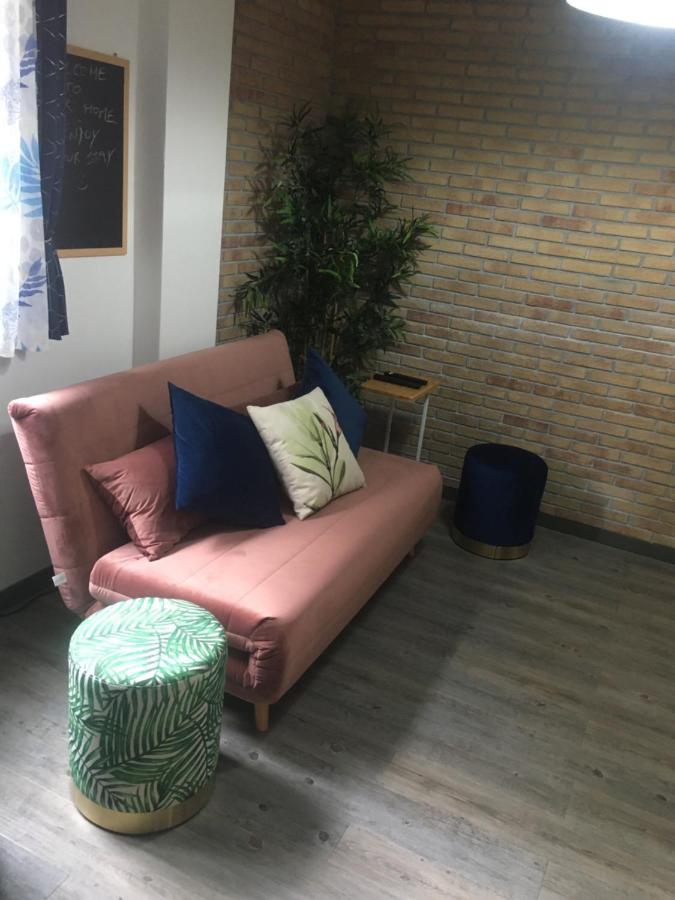 Charming Elise- Close To Station Milan