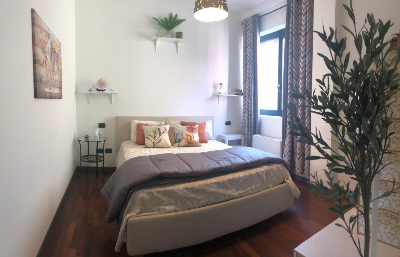 Apartment Charming Elise- Close To Station Milan